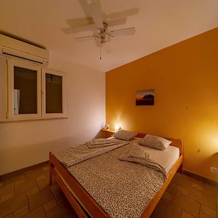Apartman Two Bedroom - 2 *